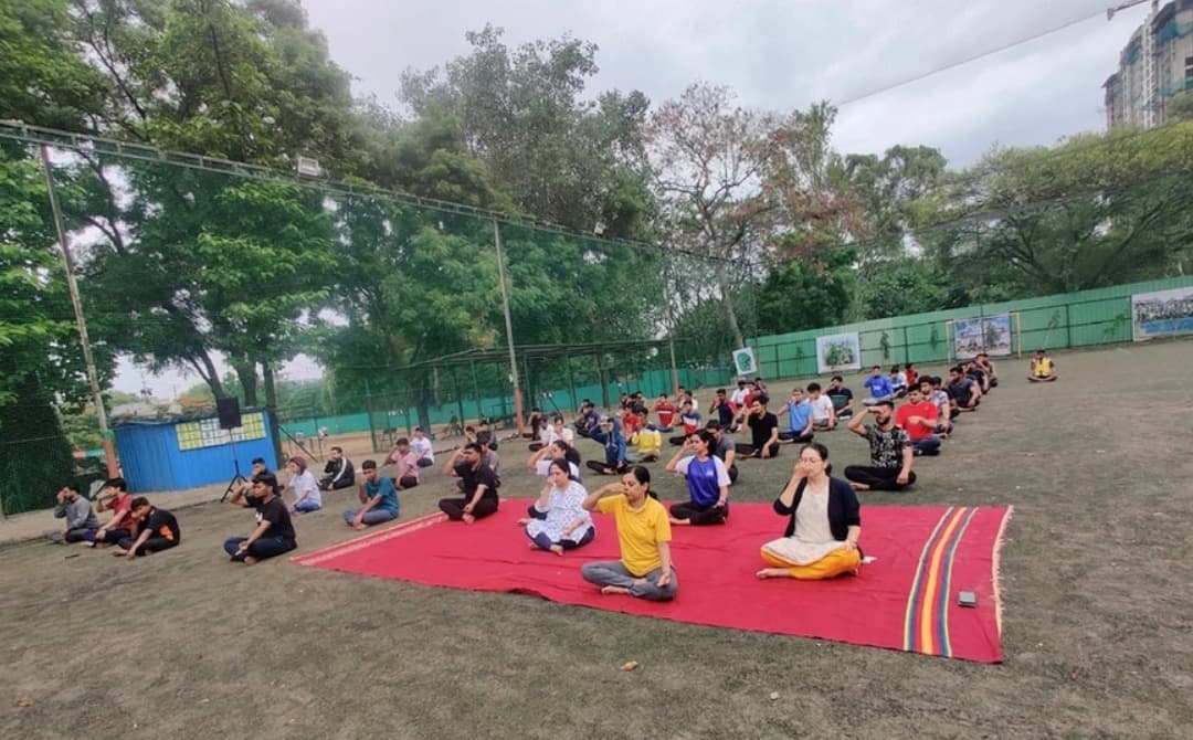 Maharashtriya Mandal college of commerce Sports and Yoga photo 3